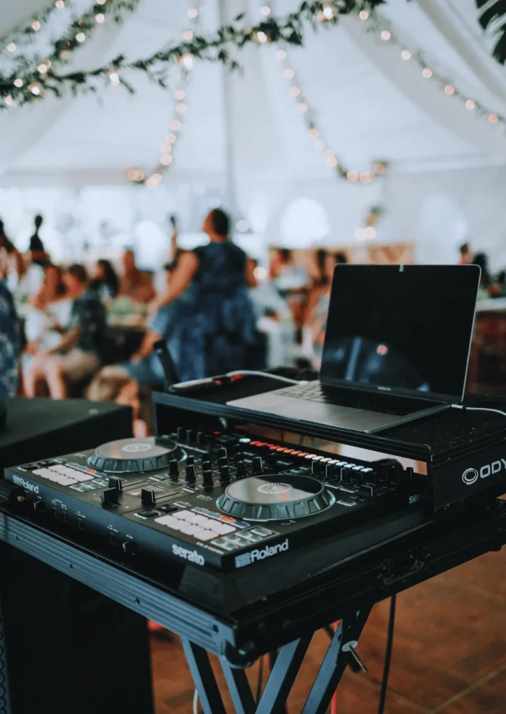 dj services for events